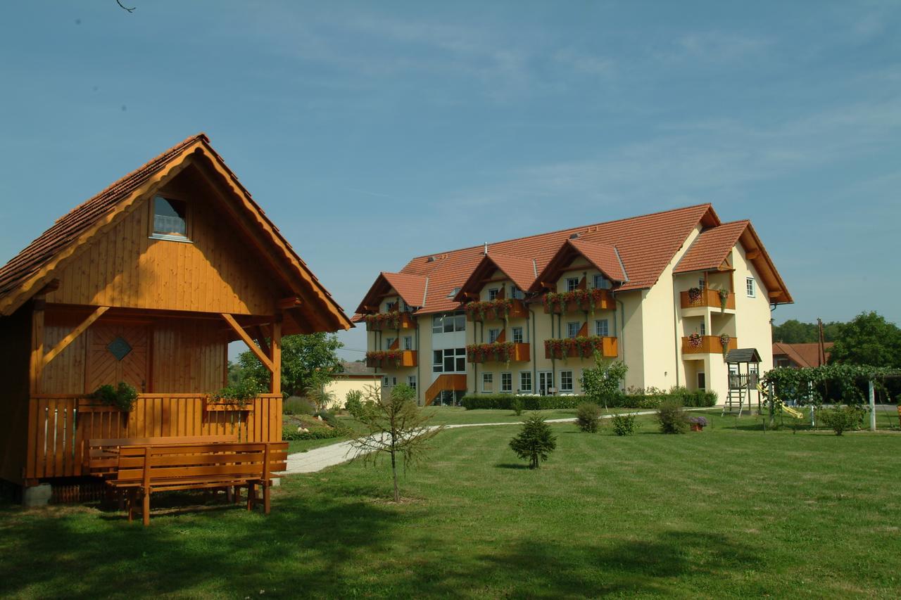 Radhotel Schischek Oberpurkla Екстер'єр фото