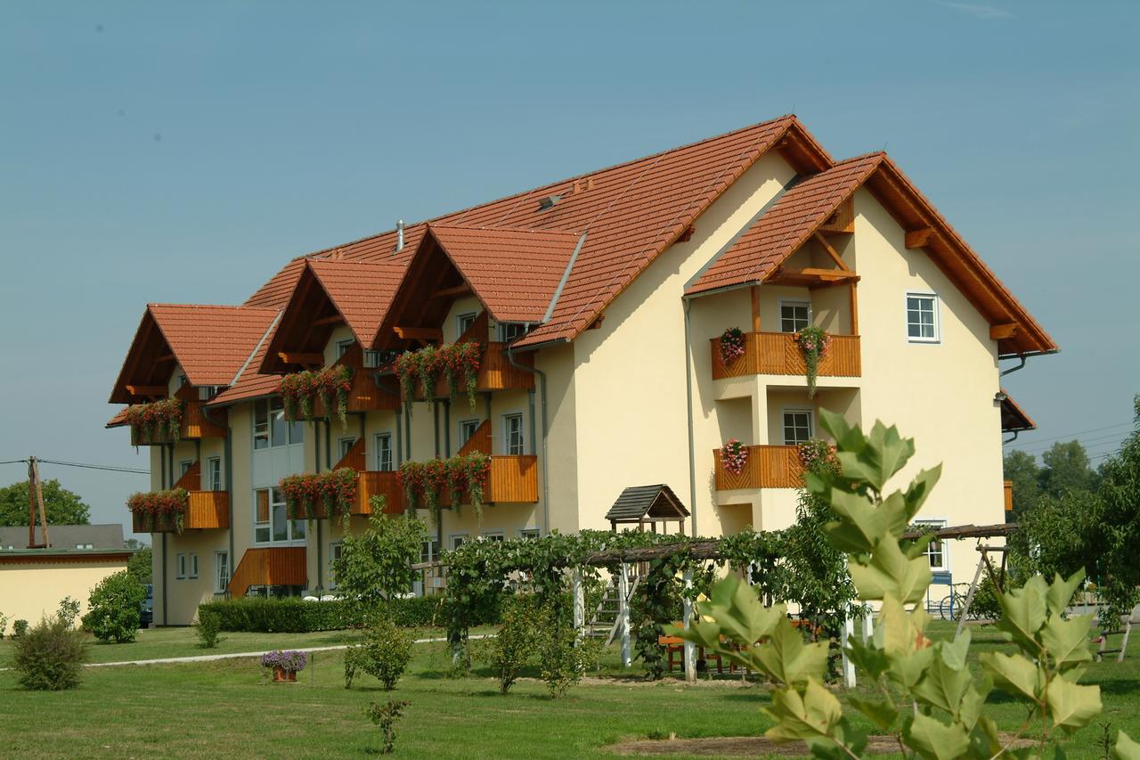Radhotel Schischek Oberpurkla Екстер'єр фото
